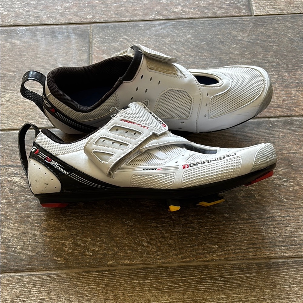 Men’s Garneau Cycling Shoes!